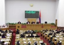 Фракции парламента: о Роберте Кочаряне, как мэре Еревана