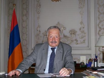 Виген Читечян назначен чрезвычайным и полномочным послом РА во Франции