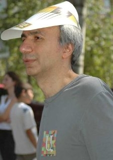 Арам Апатян