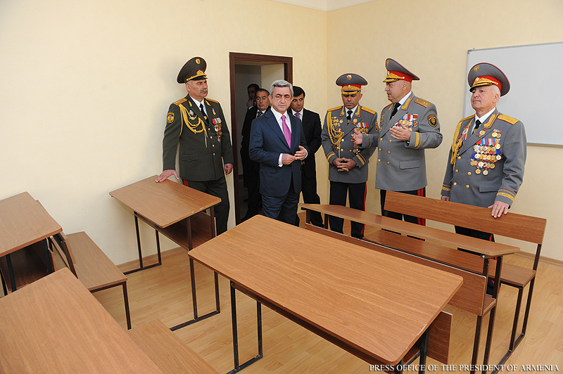 Սերժ Սարգսյանն այցելել է ՀՀ ոստիկանության ակադեմիա