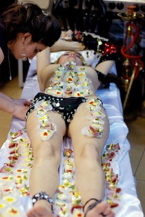 Առաջին անգամ Հայաստանում՝ ֆուրշեթ մերկ գեղեցկուհու վրա. վերջ առաջին արարի