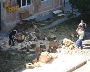 Параллельно с развитием «Техногорода» получают распространение средневековые методы обогрева помещений