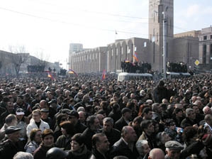 Հայ հասարակությունը սոցիալական խռովություն չի՞ սիրում