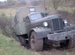 В Тавуше перевернулся автомобиль Минобороны РА  