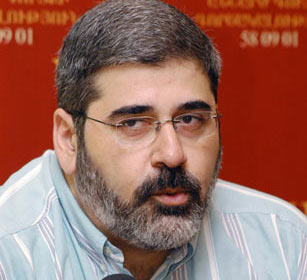 В ближайшие два года ситуация в связи с Карабахским вопросом не изменится - Киро Маноян