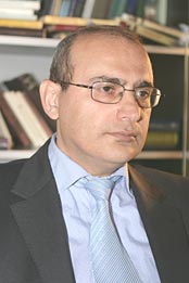 Վերլուծաբան. «Եկեղեցին պետության մեջ պետություն է ստեղծել, որը սպառնալիք է պետականությանը»