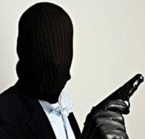 Հանցավոր է ճանաչվել ավազակություն կատարելու և ապօրինի կերպով զենք պահելու համար