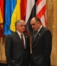 Փարիզում մեկնարկել է Հայաստանի և Ադրբեջանի ԱԳ նախարարների հանդիպումը