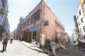 Ստամբուլում հայկական Մեսրոպյան դպրոցը վերածվելու է հյուրանոցի