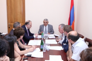 ԱԺ առողջապահության, մայրության եւ մանկության հարցերի մշտական հանձնաժողովի նիստում