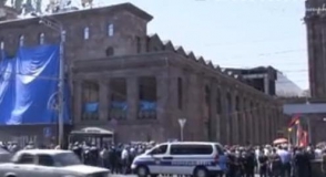 Լֆիկ–քաղաքացիականներ VS Անտիլֆիկ–քաղաքացիականներ