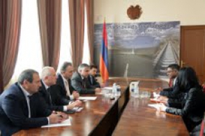 Գագիկ Բեգլարյանն ընդունեց  «Կենսական նշանակության ճանապարհների բարելավման» ծրագրի նոր ղեկավարին