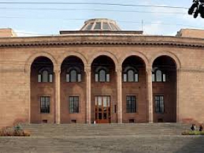 ՀՀ ԳԱԱ-ն  2013թ. աշխատել է 75 միջազգային գիտական ծրագրով