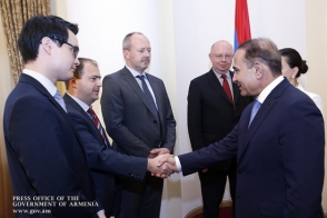 Հովիկ Աբրահամյանն ընդունել է Հայաստանում կուտակային կենսաթոշակային ֆոնդի կառավարիչ ընկերության ներկայացուցիչներին