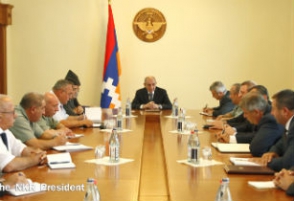 Բակո Սահակյանն աշխատանքային խորհրդակցություն է հրավիրել