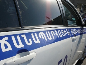 Ցույցի պատճառով ամբողջովին դադարեցվել է երթևեկությունը Բաղրամյան-Պռոշյան խաչմերուկից մինչև Մոսկովյան փողոցի խաչմերուկ