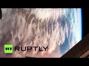 Опасный тайфун «Чапала» видом из космоса