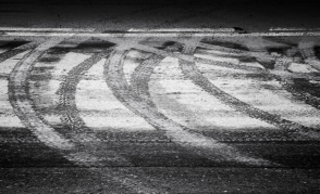 Սոթք-Քարվաճառ ճանապարհին 2 բեռնատար և 6 մարդատար ավտոմեքենա է արգելափակվել ձնակույտում