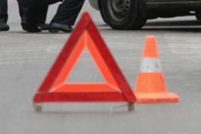 «ԳԱԶ 53»–ը մոտ մեկ մետր սահել է ձորակը