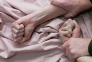 Արտաշատում 18-ամյա աղջկան առևանգել են ու բռնաբարել