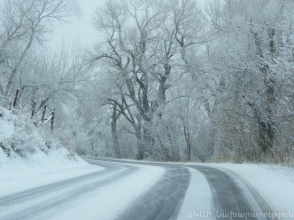 ՀՀ որոշ ավտոճանապարհների տեղում է թույլ ձյուն