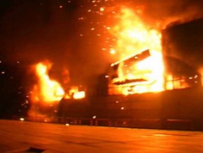 Պղնձամոլիբդենային կոմբինատի մոտակայքում ավտոբուս է այրվել