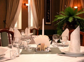 Ռեստորանի սեղանից «Այֆոն-5» էր գողացել