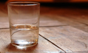 Ծանոթին գերեզմանատանը խմացրել են և գրպանից 400.000 գողացել