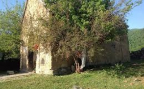 Ադրբեջանում հայկական եկեղեցին զբոսաշրջիկներին աղվանական է ներկայացվում