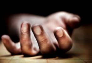 Բնակարաններից մեկում դի է հայտնաբերվել՝ դաստակի և պարանոցի հատվածում առկա կտրած վերքերով