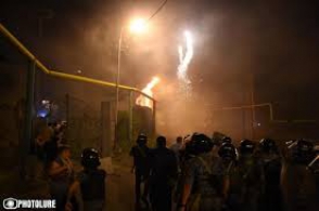 «Առավոտ». «Տեսա՝ մի աղջիկ է վառվում, վազեցի, սկսեցի շորերը վրայից ճղել, հանգցնել» (լուսանկար)