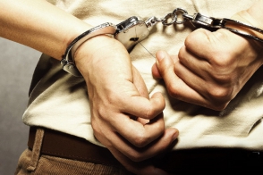 Հետախուզվողը հայտնաբերվեց անձնագրային բաժանմունքում