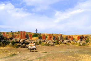 «Տառերի պուրակ» հուշարձանի մոտ «Mitsubishi Pajero» է շրջվել