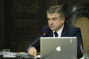 Կարեն Կարապետյանը՝ ստրիպտիզ ակումբների մասին