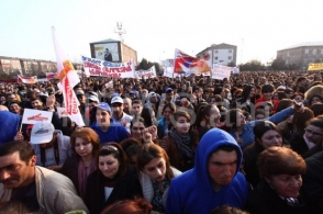 Պարտադրանքով նախընտրական հանդիպումներ