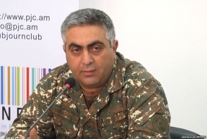 Փորձում են ադրբեջանցի մայրերին համոզել. որ հայերը դուխ չունեն