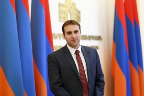 Կարեն Կարապետյանը համարում է անհեռանկարային մասնակցել լուծումներ գտնելու հավանականություն չունեցող «բանակցությունների»