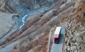 Автодорога Степанцминда-Ларс закрыта для всех видов транспорта