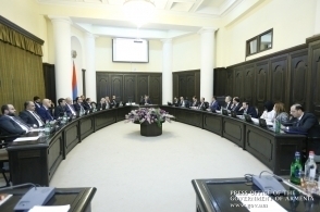 ՀՀ կառավարության արտահերթ նիստը (ուղիղ միացում)