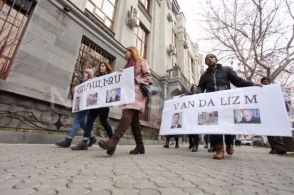 В Ереване проходит акция против мэра и главного архитектора города (фото, видео)