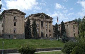 Խորհրդարանական ճեպազրույցները (տեսանյութ)