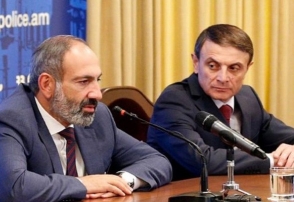 Երկակի ստանդարտակիր՝ Վալերի Օսիպյան