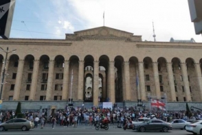 Վրաստանում ավտոերթ է անցկացվում ՆԳ նախարարի հրաժարականի պահանջով