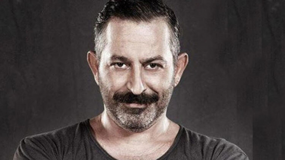 Թուրք հայտնի դերասանը խոշոր գումար է վճարել հայ նկարչի կտավները ձեռք բերելու համար