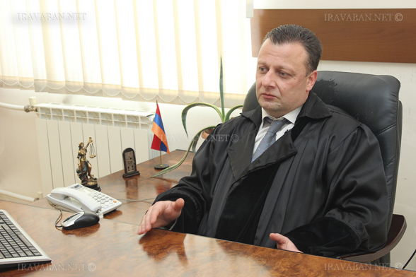 Правоохранители не всегда адекватно оценивают события, происходящие с судьями – Александр Азарян