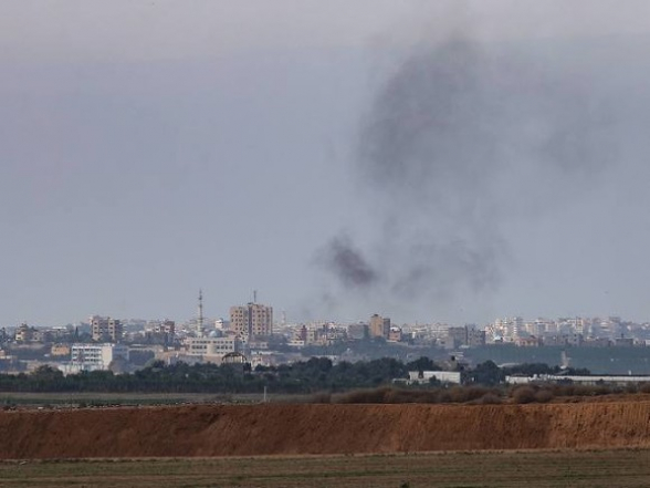 Израильские военные возобновили авиаудары по сектору Газа