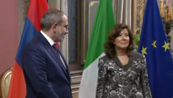 Անհարմար իրավիճակ՝ Իտալիայի Սենատի նախագահ-Փաշինյան հանդիպումից առաջ (տեսանյութ)