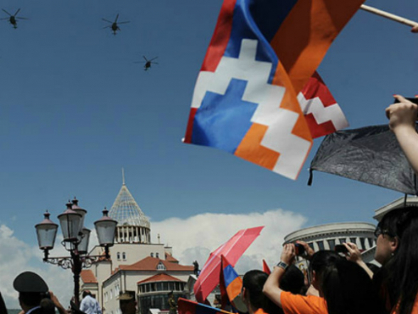В Арцахе отмечают День референдума о независимости и День Конституции