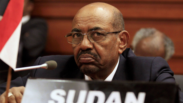 Экс-президент Судана приговорен к 10 годам лишения свободы за коррупцию