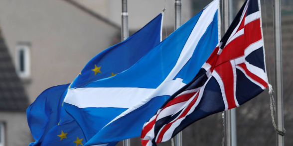 Шотландия потребовала от Британии нового референдума о независимости